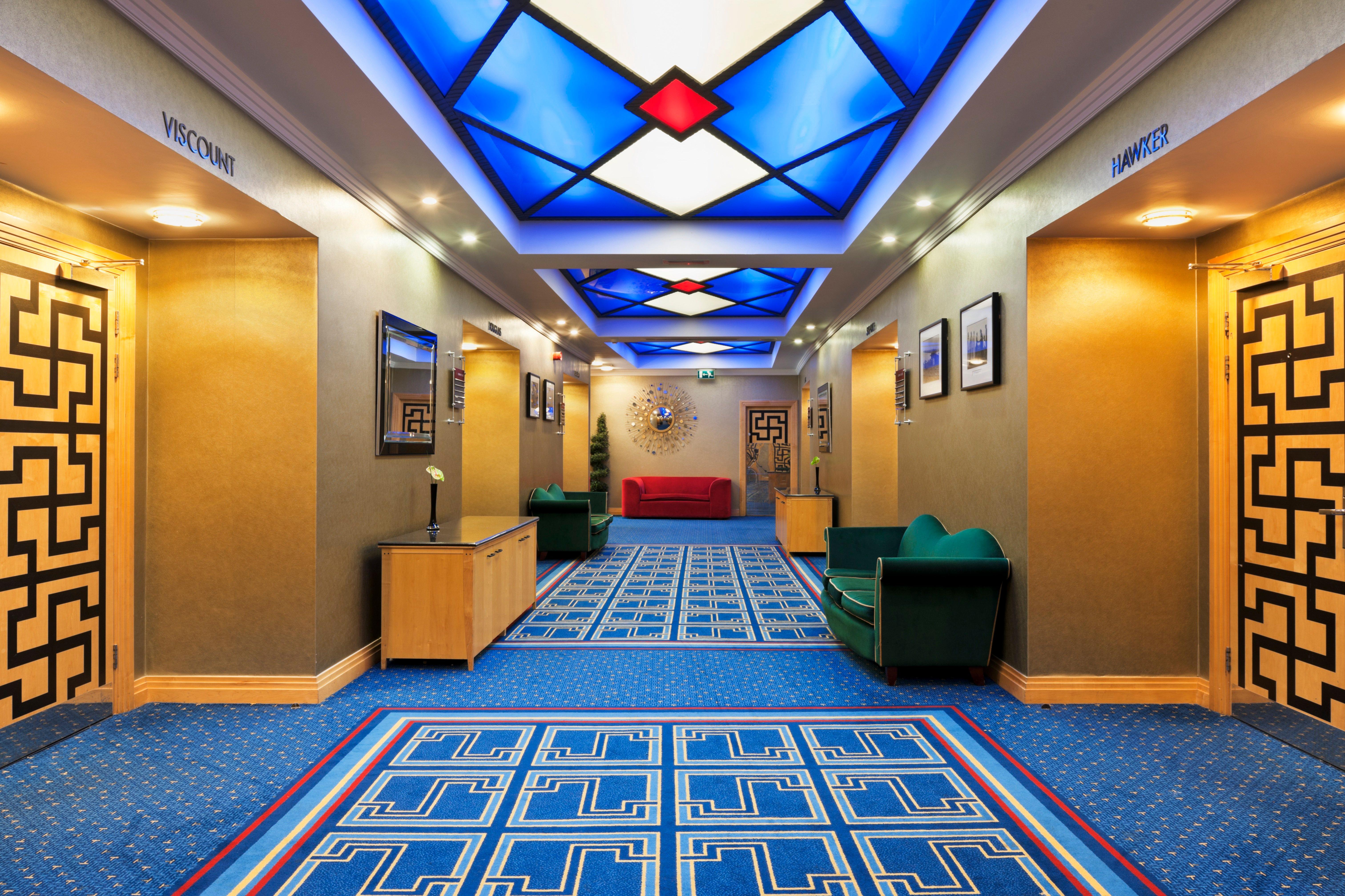 Crowne Plaza Liverpool - John Lennon Airport By Ihg Bagian luar foto