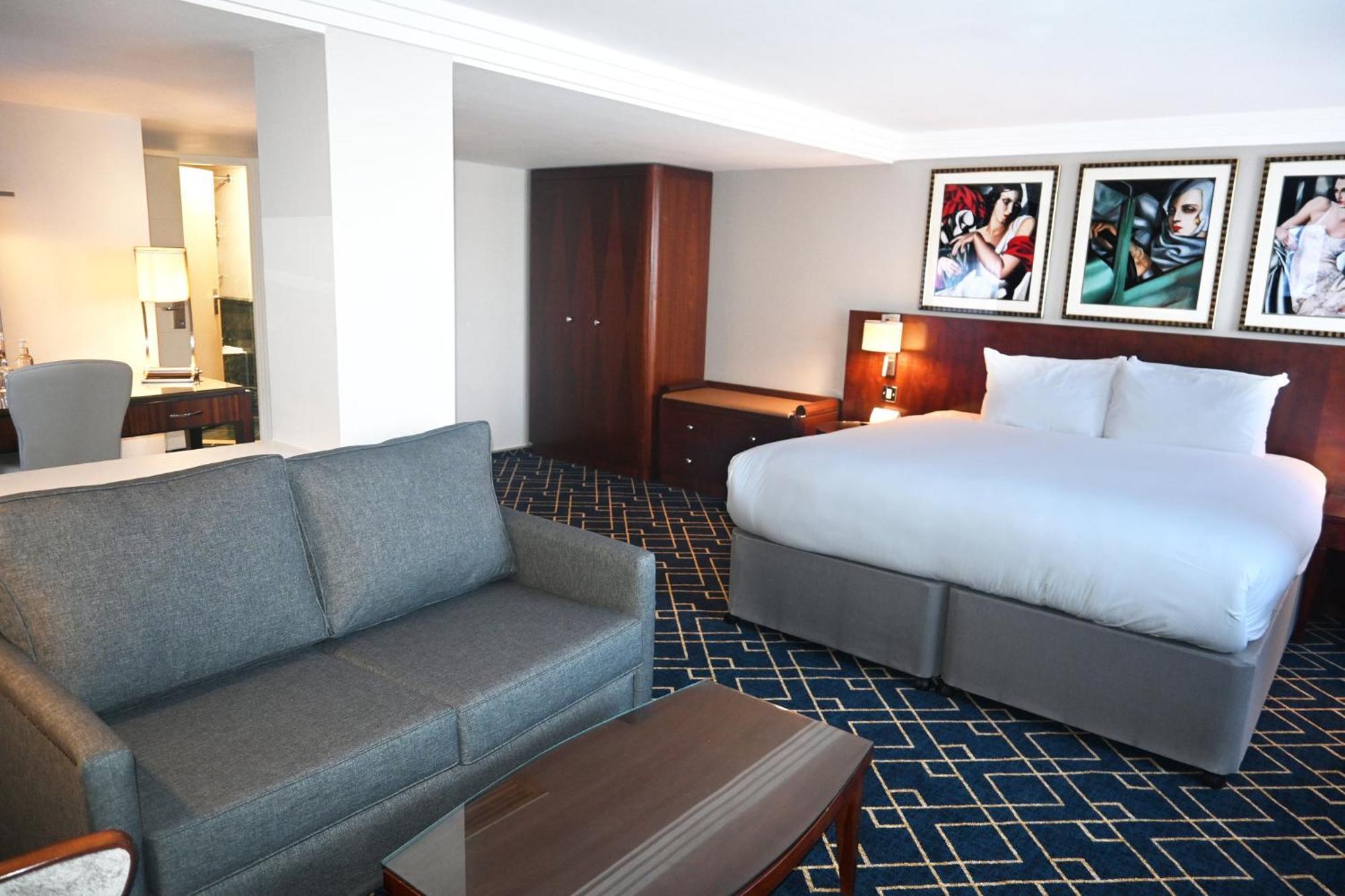 Crowne Plaza Liverpool - John Lennon Airport By Ihg Bagian luar foto