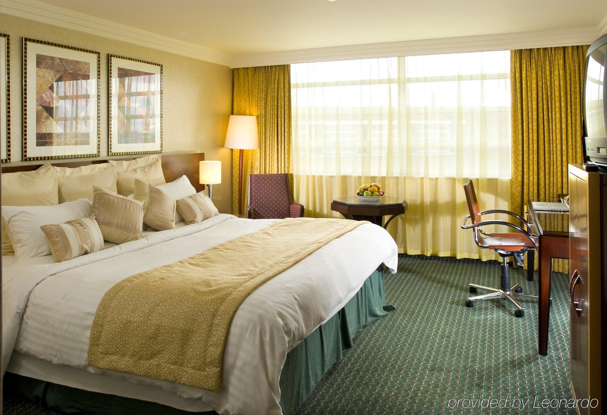 Crowne Plaza Liverpool - John Lennon Airport By Ihg Ruang foto